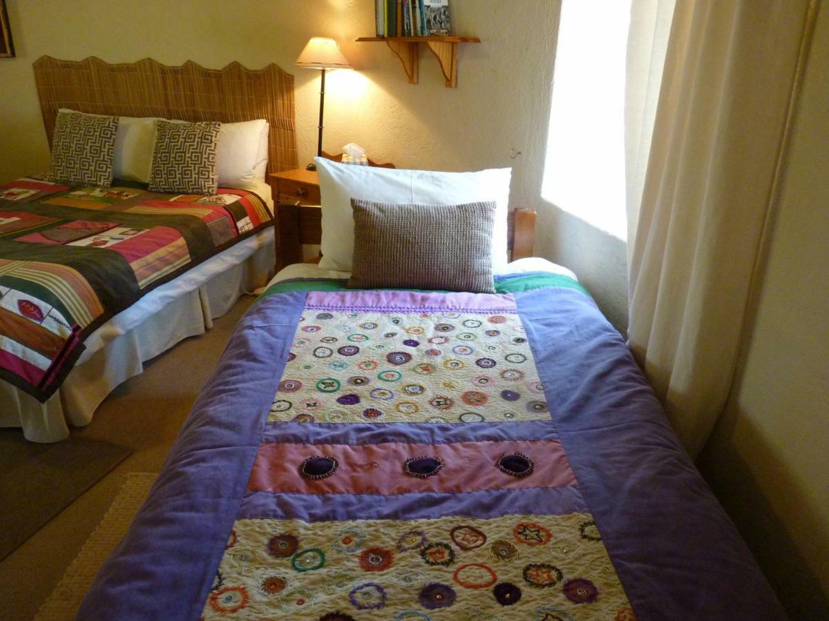 Walkerbouts Inn Rhodes Ngoại thất bức ảnh